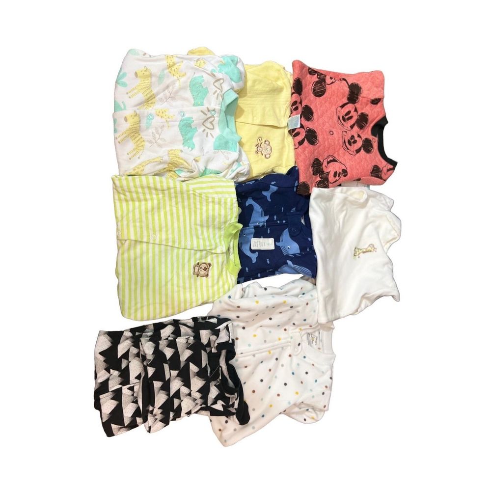 Baby Boys 0-3 Months pajamas. 8 pieces. Multi brand.